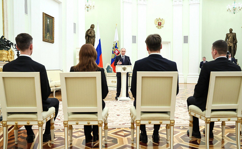Владимир Путин: в России расширят линейку грантов для молодых ученых.