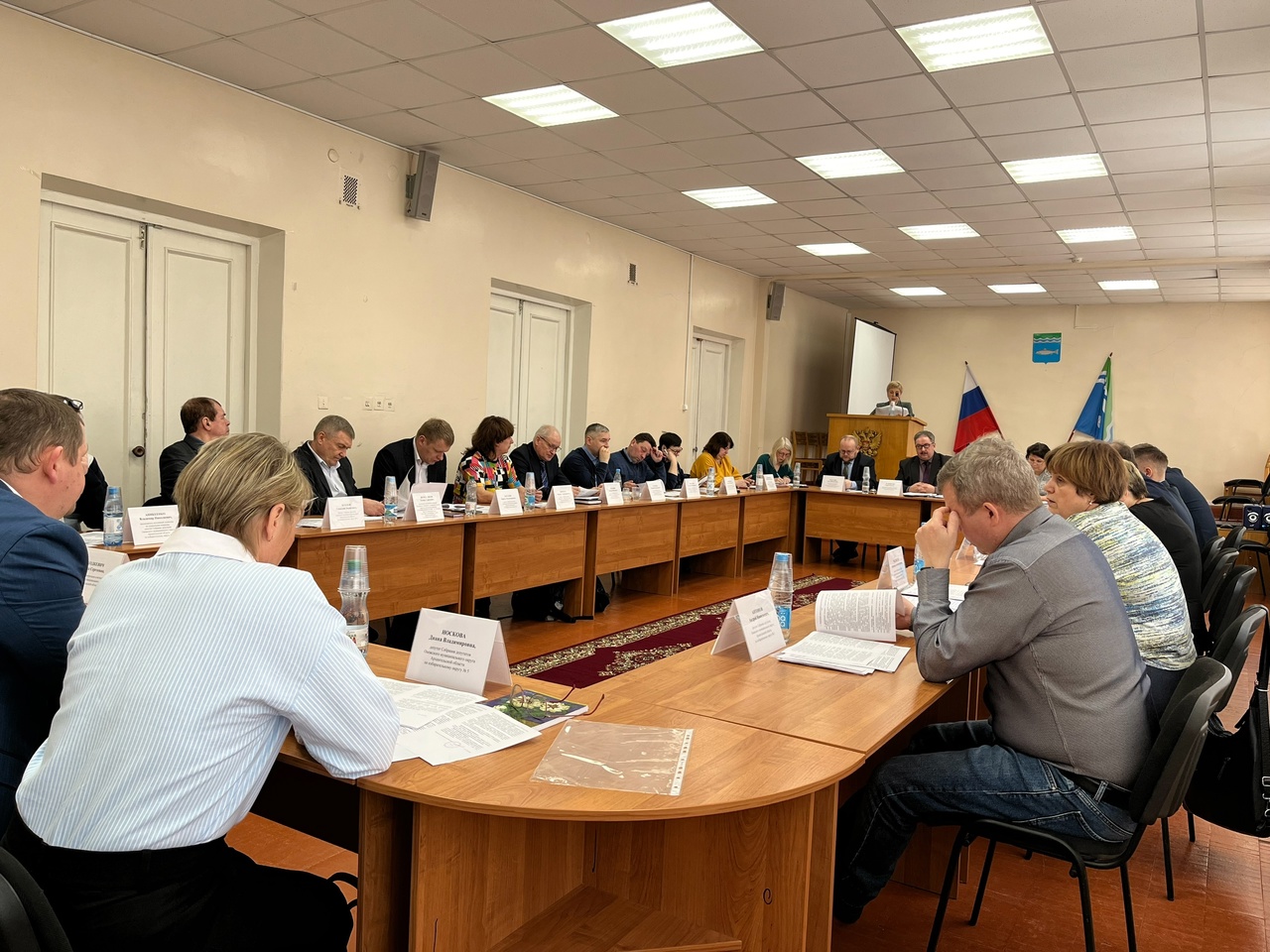 Внеочередная сессия Собрания депутатов Онежского округа.