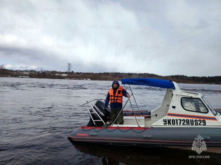 Инспекторы Центра ГИМС ежедневно проводят патрулирования на водных объектах региона. Инспекторы Центра ГИМС ежедневно проводят патрулирования на водных объектах региона.